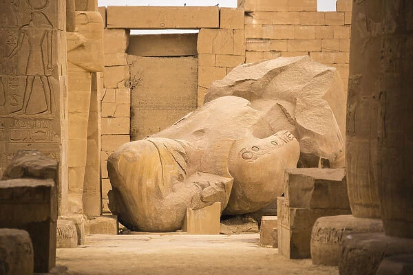 Egypt, Luxor, West Bank, the Temple of Ramessess 11 known as The Ramesseum, Fallen