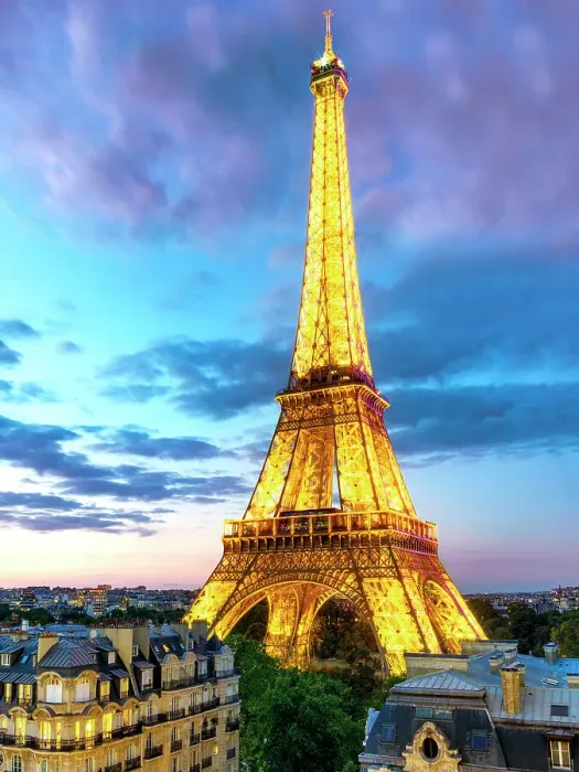 Framed Print : Eiffel Tower, Paris, France Framed Print : Eiffel Tower, Paris, France