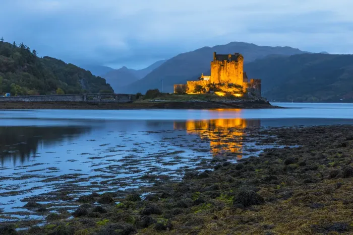 Framed Print : Eilean Donan Castle on Loch Duich, Dornie, Scotland, UK Framed Print : Eilean Donan Castle on Loch Duich, Dornie, Scotland, UK
