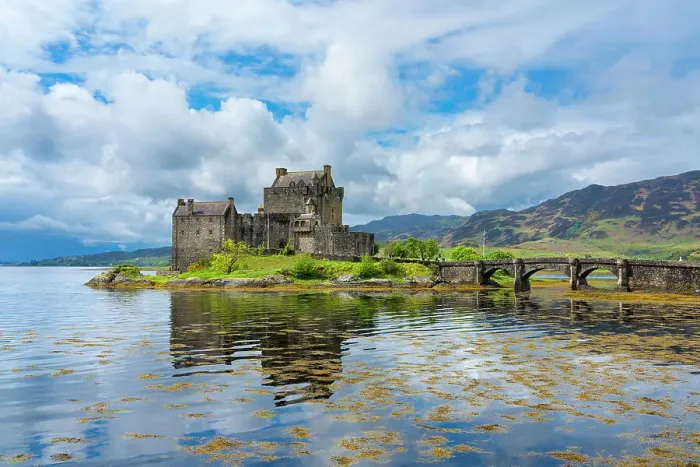 Framed Print : Eilean Donan Castle by Loch Duich against sky, Dornie, Kyle of Lochalsh, The Highlands, Scotland, United Kingdom Framed Print : Eilean Donan Castle by Loch Duich against sky, Dornie, Kyle of Lochalsh, The Highlands, Scotland, United Kingdom