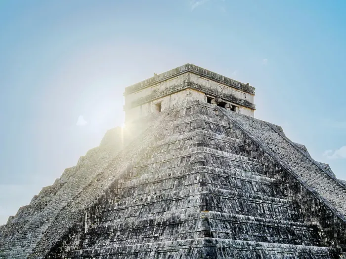 Framed Print : El Castillo or Temple of Kukulcan, Chichen Itza, Yucatan State, Mexico Framed Print : El Castillo or Temple of Kukulcan, Chichen Itza, Yucatan State, Mexico