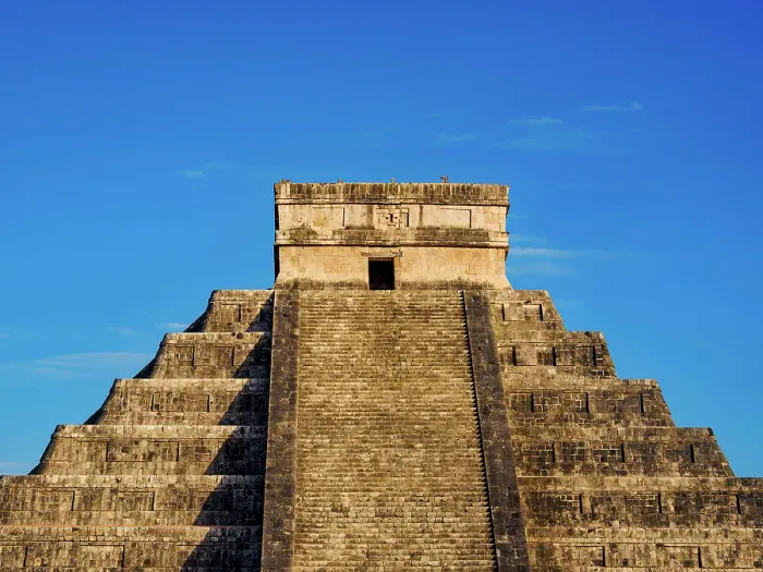 Framed Print : El Castillo or Temple of Kukulcan at sunset, Chichen Itza, Yucatan State, Mexico Framed Print : El Castillo or Temple of Kukulcan at sunset, Chichen Itza, Yucatan State, Mexico