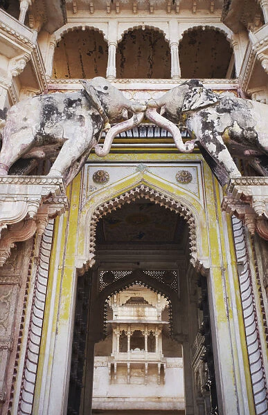 Elephant gate, Bundi Palace, Bundi, Rajasthan, India