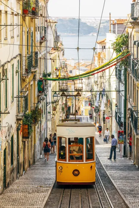Framed Print : Elevador da Bica, Lisbon, Portugal, Europe Framed Print : Elevador da Bica, Lisbon, Portugal, Europe