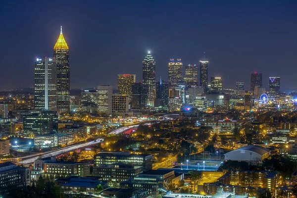 Elevated view over Interstate 85 passing the Atlanta skyline, Atlanta, Georgia, United