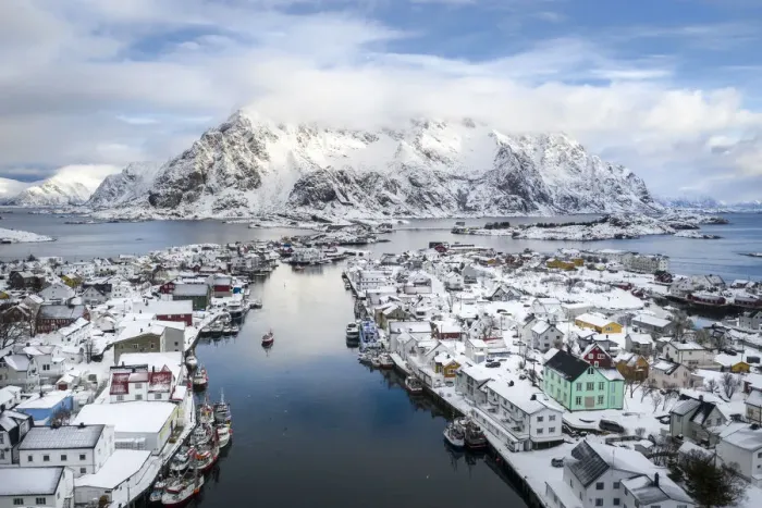 Framed Print : Elevated view oh Henningsvaer village, Lofoten Islands, Nordland, Norway Framed Print : Elevated view oh Henningsvaer village, Lofoten Islands, Nordland, Norway