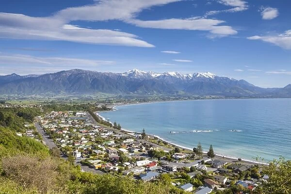 Elevated view over the picturesque coastal town of Kaikoura, Kaikoura, South Island