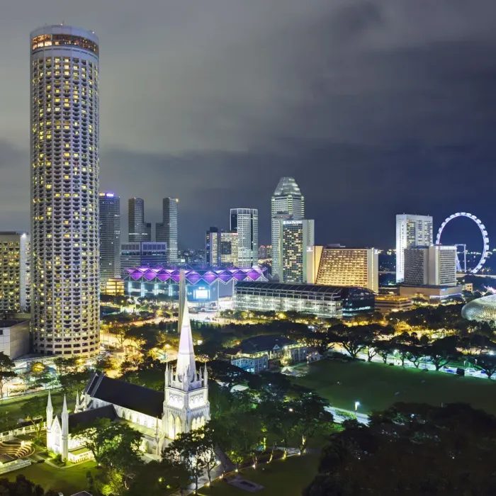 Framed Print : Elevated view over St Andrews Cathedral and the city skyline, Singapore Framed Print : Elevated view over St Andrews Cathedral and the city skyline, Singapore
