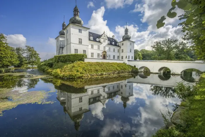 Framed Print : Engelsholm Castle, Bredsten Sogn, Vejle, Denmark Framed Print : Engelsholm Castle, Bredsten Sogn, Vejle, Denmark