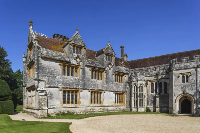 Framed Print : England, Dorset, Dorchester, Athelhampton House Stately Home and Gardens Framed Print : England, Dorset, Dorchester, Athelhampton House Stately Home and Gardens