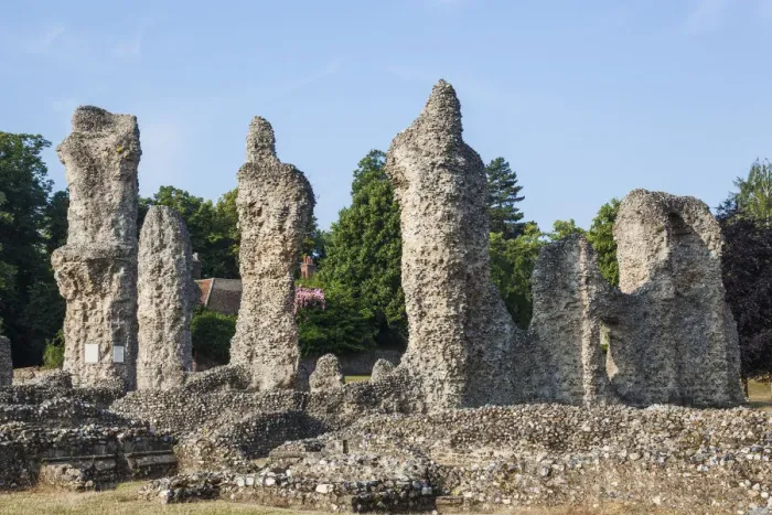 Framed Print : England, East Anglia, Bury St. Edmunds, The Abbey Ruins Framed Print : England, East Anglia, Bury St. Edmunds, The Abbey Ruins