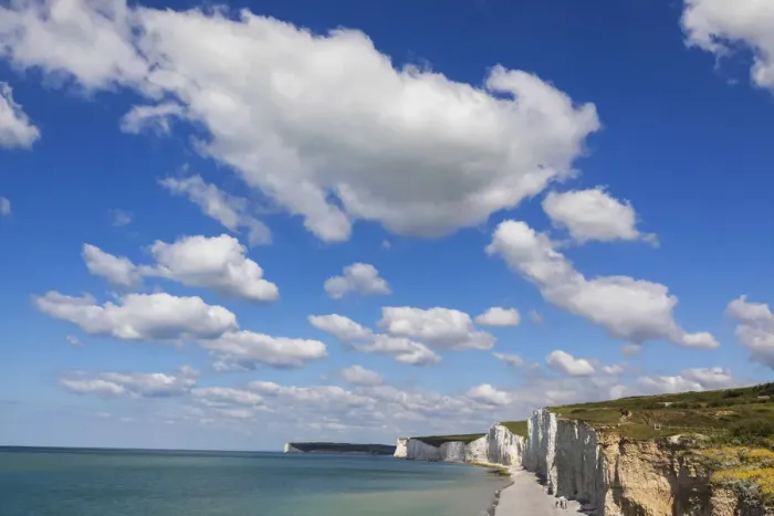 Framed Print : England, East Sussex, Eastbourne, View of The Seven Sisters Cliffs Framed Print : England, East Sussex, Eastbourne, View of The Seven Sisters Cliffs
