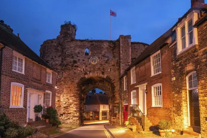 Framed Print : England, East Sussex, Rye, The Landgate Gatehouse dating from 1329