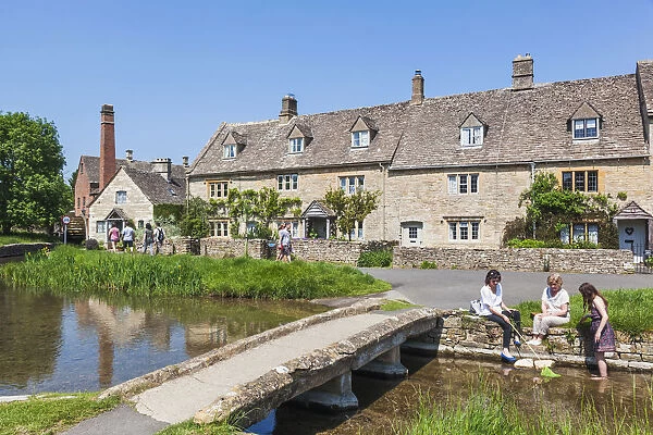 England, Gloucestershire, Cotswolds, Lower Slaughter