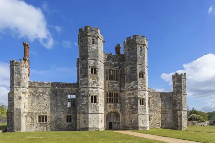 Framed Print : England, Hampshire, Portsmouth, Fareham, The Ruins of Titchfield Abbey aka Place House Framed Print : England, Hampshire, Portsmouth, Fareham, The Ruins of Titchfield Abbey aka Place House