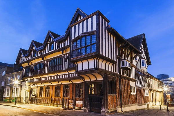 England, Hampshire, Southampton, Bargate, The Tudor House Museum