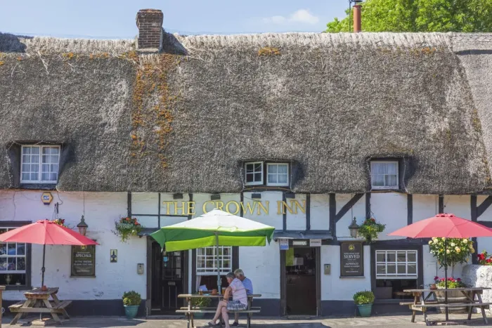 Framed Print : England, Hampshire, Test Valley, Kings Somborne, Thatched Roof Pub Framed Print : England, Hampshire, Test Valley, Kings Somborne, Thatched Roof Pub