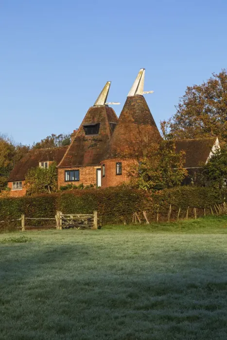 Framed Print : England, Kent, Converted Oast Houses aka Oasts near Tunbridge Wells Framed Print : England, Kent, Converted Oast Houses aka Oasts near Tunbridge Wells