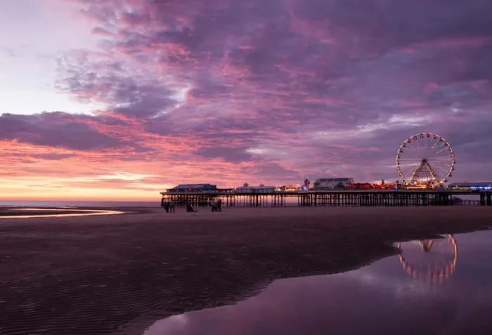 Framed Print : England, Lancashire, Blackpool, Central Pier Sunset Framed Print : England, Lancashire, Blackpool, Central Pier Sunset