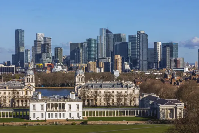 Framed Print : England, London, Greenwich, Canary Wharf Skyline View from Greenwich Park Framed Print : England, London, Greenwich, Canary Wharf Skyline View from Greenwich Park