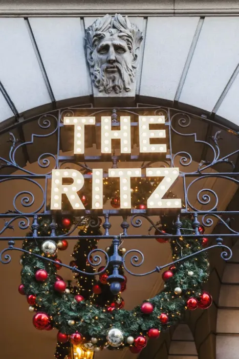 Framed Print : England, London, Piccadilly, The Ritz Hotel Framed Print : England, London, Piccadilly, The Ritz Hotel