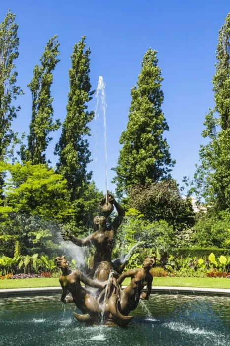 Framed Print : England, London, Regents Park, Queen Marys Gardens, Triton Fountain