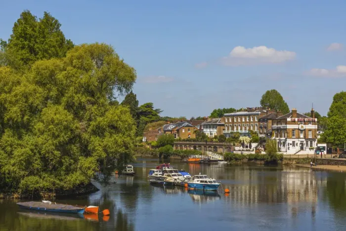 Framed Print : England, London, Richmond, View of the Thames and Richmond Skyline from Richmond Bridge Framed Print : England, London, Richmond, View of the Thames and Richmond Skyline from Richmond Bridge