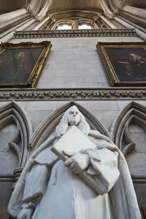 Framed Print : England, London, The Royal Courts of Justice, The Main Hall, Statue of William Blackstone Framed Print : England, London, The Royal Courts of Justice, The Main Hall, Statue of William Blackstone