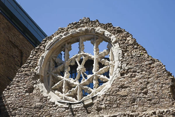 England, London, Southwark, Winchester Palace, Window of the Great Hall