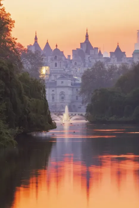 Framed Print : England, London, St. James Park, Dawn over St. Jame Framed Print : England, London, St. James Park, Dawn over St. Jame