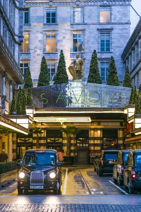 Framed Print : England, London, The Strand, the Savoy Hotel