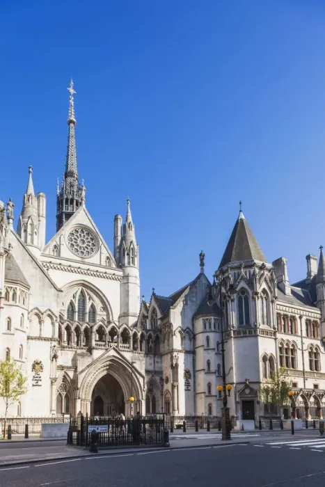 Framed Print : England, London, Temple, The Royal Courts of Justice Framed Print : England, London, Temple, The Royal Courts of Justice