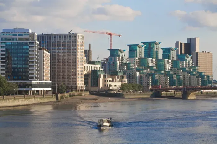 Framed Print : England, London, Vauxhall, St George Wharf and Vauxhall Bridge Framed Print : England, London, Vauxhall, St George Wharf and Vauxhall Bridge