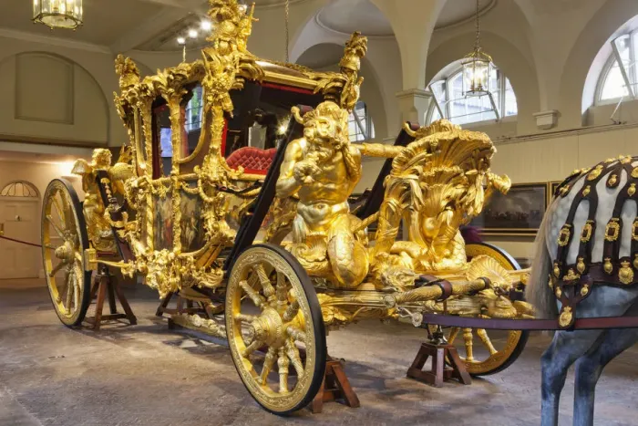 Framed Print : England, Surrey, London, Buckingham Palace, The Royal Mews, The Great Britannia Coach Framed Print : England, Surrey, London, Buckingham Palace, The Royal Mews, The Great Britannia Coach