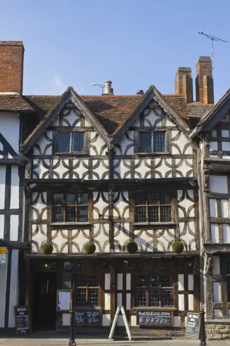 Framed Print : England, Warwickshire, Stratford-upon-Avon, High Street Framed Print : England, Warwickshire, Stratford-upon-Avon, High Street