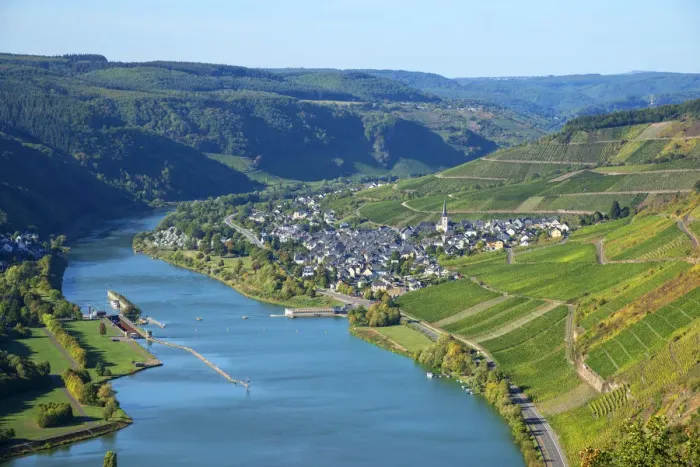 Framed Print : Enkirch, Mosel valley, Rhineland-Palatinate, Germany Framed Print : Enkirch, Mosel valley, Rhineland-Palatinate, Germany