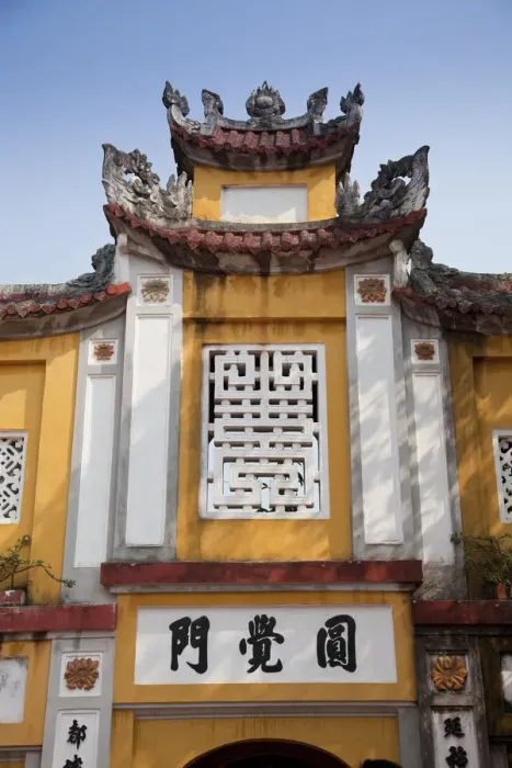 Framed Print : Entrance gate to the One Pillar Pagoda, Hanoi, Vietnam