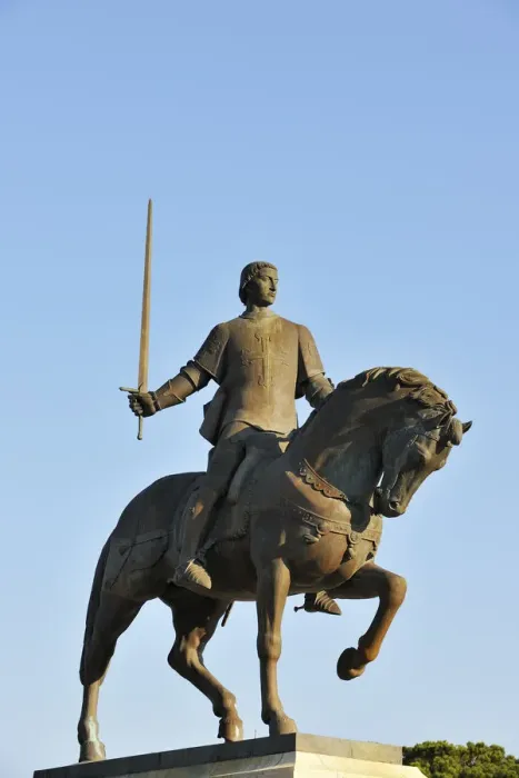 Framed Print : Equestrian statue of Nuno Alvares Pereira, constable of Portugal, Batalha monastery Framed Print : Equestrian statue of Nuno Alvares Pereira, constable of Portugal, Batalha monastery