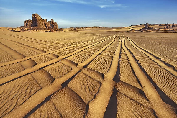Erosion landscape in Tassili du Hoggar with car traces - Algeria, Tassili Hoggar