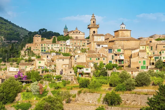 Framed Print : Esglesia de Sant Bartomeu, Valldemossa, Serra de Tramuntana, Mallorca, Balearic Islands, Spain Framed Print : Esglesia de Sant Bartomeu, Valldemossa, Serra de Tramuntana, Mallorca, Balearic Islands, Spain