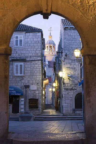 Europe, Balkans, Croatia, Korcula, view through the town gate through to the old centre