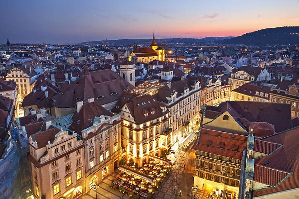 Europe, Czech Republic, Central Bohemia Region, Prague. Prague Old Town Square