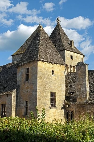 Europe, France, Dordogne, St Genies. The chateau of St Genies