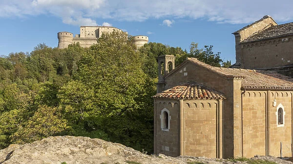 Europe, Italy, Emilia-Romagna. The impressive castle of San Leo