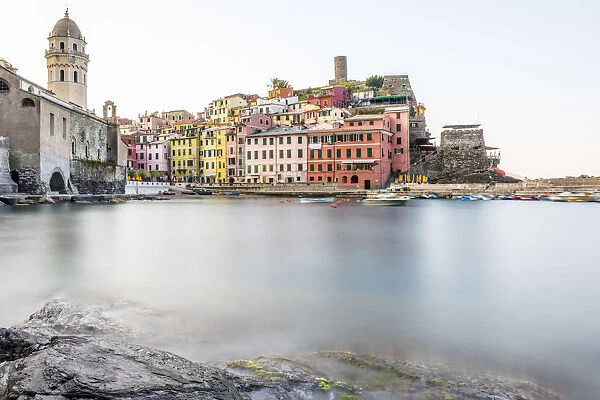 europe, Italy, Liguria. Cinque Terre, the village of Vernazza seen from the harbour