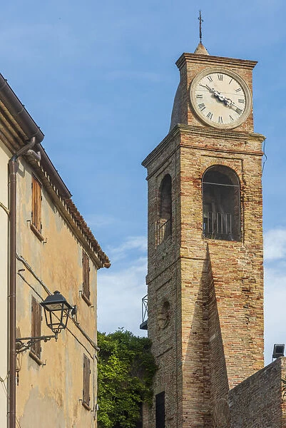 Europe, Italy, Marches. Tower in the village Fiorenzola di Focara on the Monte San