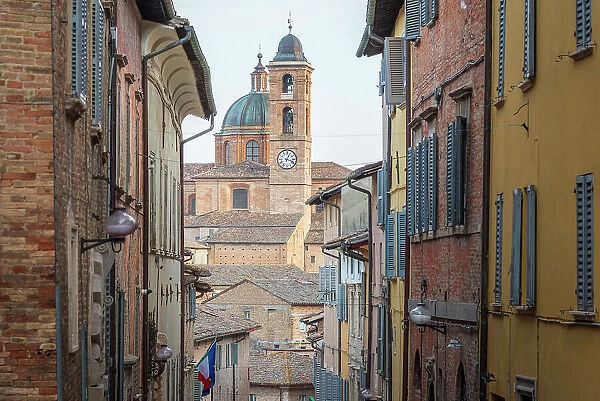 europe, Italy, The Marches. Urbino, in the centre of the town view towards the cathedral Santa Maria Assunta