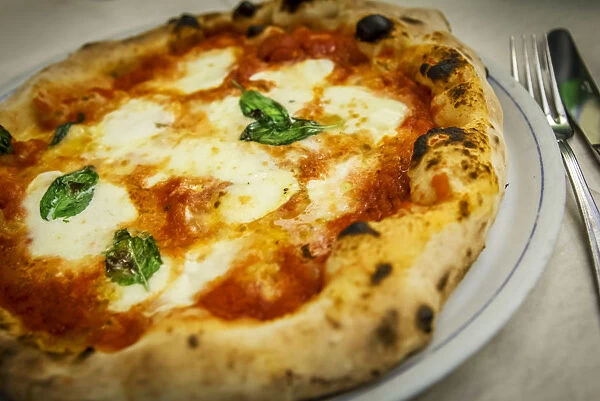 Europe, Italy, Naples. A freshly baken, true pizza Margherita