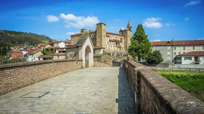 Framed Print : Europe, Italy, Piedmont. The historic centre of Monastero Bormida and the old roman bridge