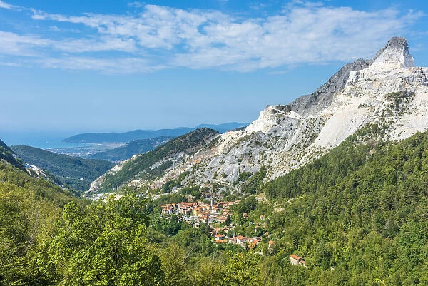 Europe, Italy, Tuscany. Colonnata and the marble quarries above Carrara